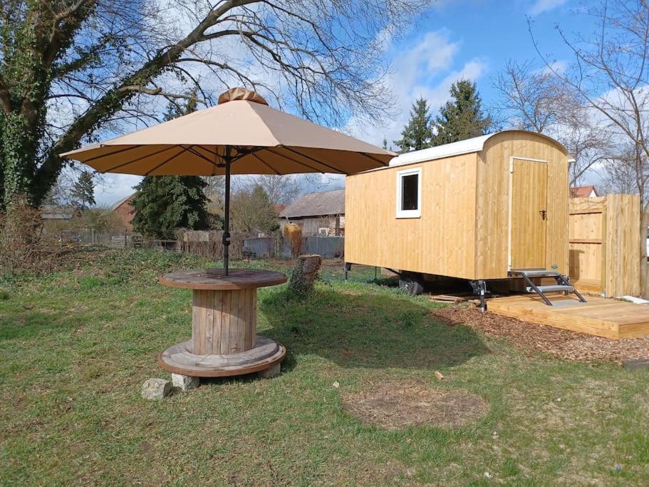 Zirkuswagen Glamping Fuer 2 Mit Veranda Kueche Netflix Parken Und Hofladen Steinhofel Екстер'єр фото