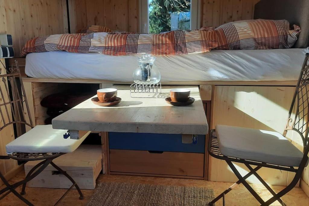 Zirkuswagen Glamping Fuer 2 Mit Veranda Kueche Netflix Parken Und Hofladen Steinhofel Екстер'єр фото