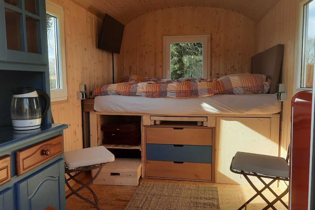 Zirkuswagen Glamping Fuer 2 Mit Veranda Kueche Netflix Parken Und Hofladen Steinhofel Екстер'єр фото